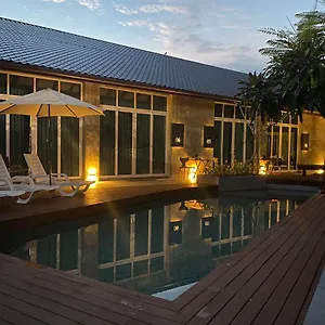 2* Otel Arch Cenang