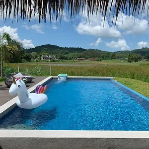 Cloud9 度假居